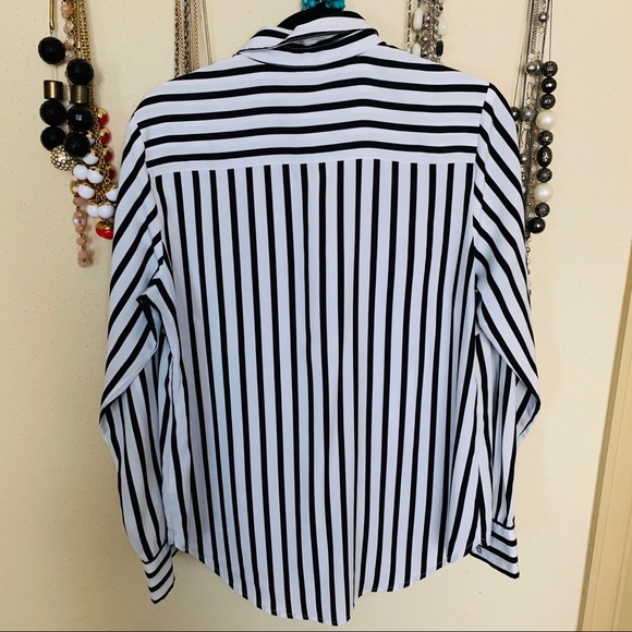 Cute Black and White Striped Blouse - Picture 2 of 4